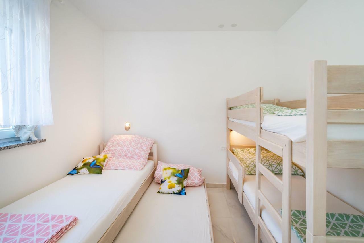 Holiday Home Gabriella Poljica  Ngoại thất bức ảnh